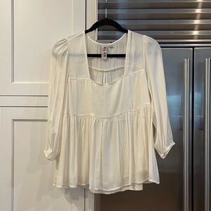 Anthropologie White Top Size Small